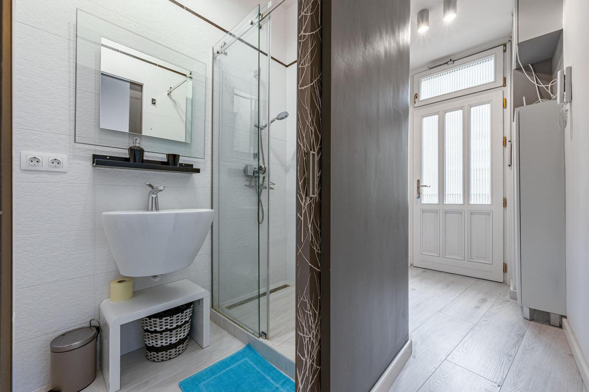 District 6Th Sense Apartment Budapest Luaran gambar